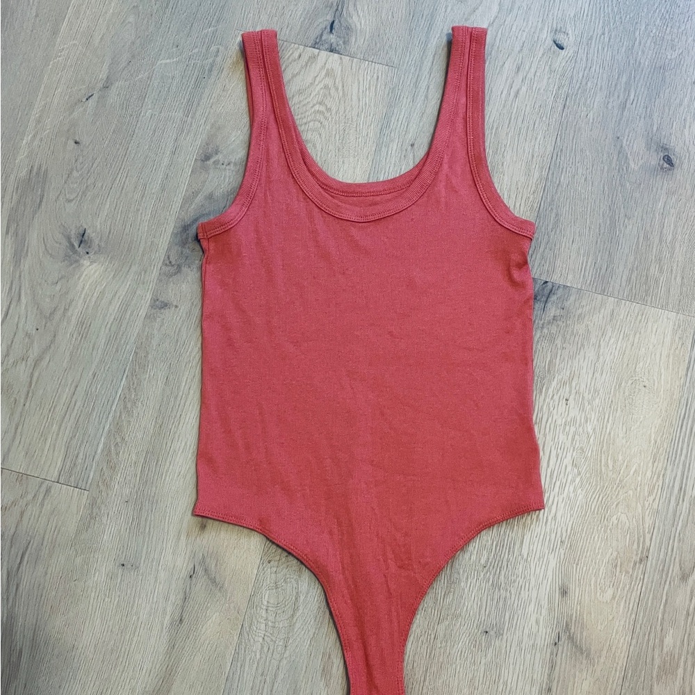 Beautiful Coral Stretch Bodysuit Tank, Size Medium